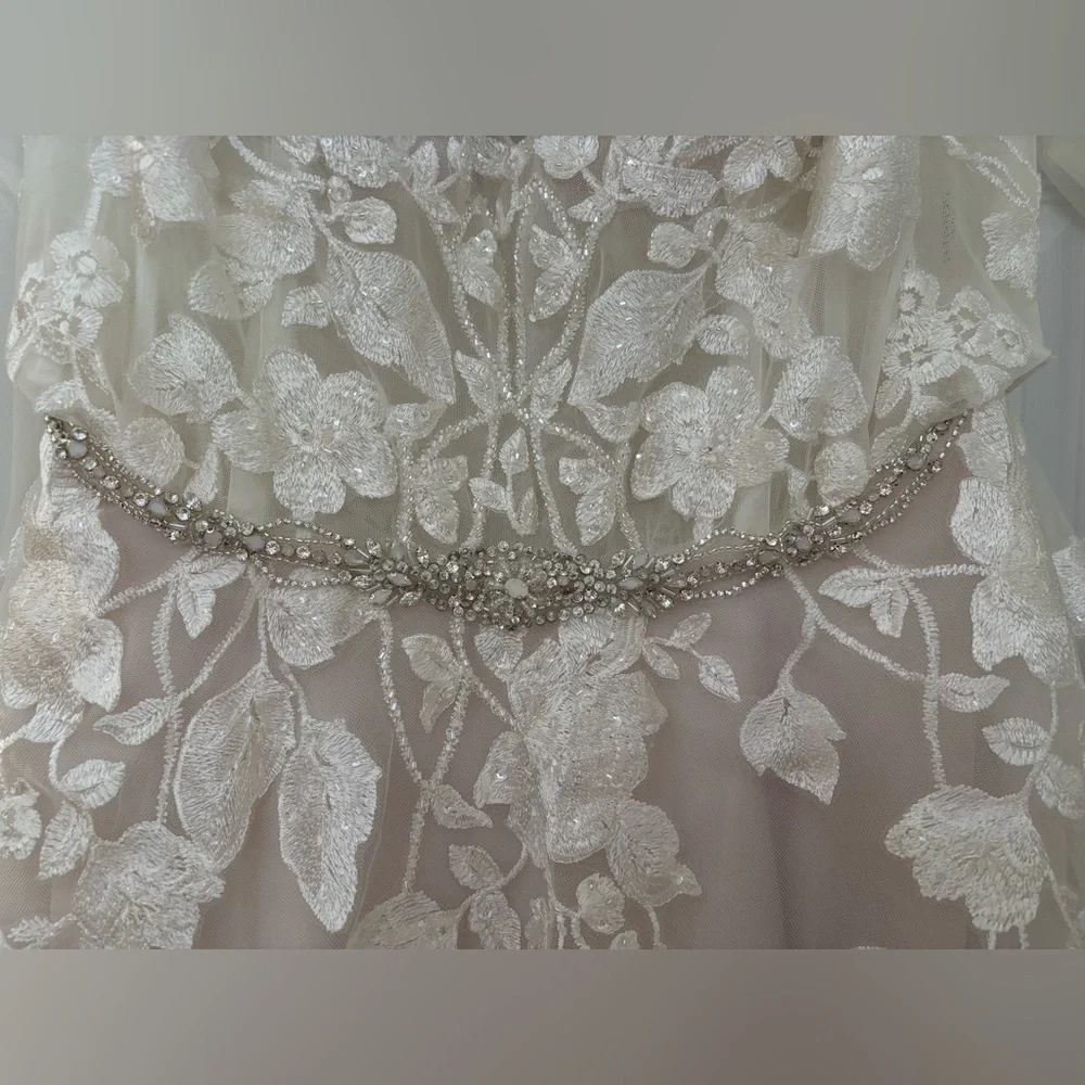 Ivory Wedding Dress by Galina Signature - Picture 9 of 17